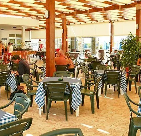 Makronisos Village 4* Ajía Nápa