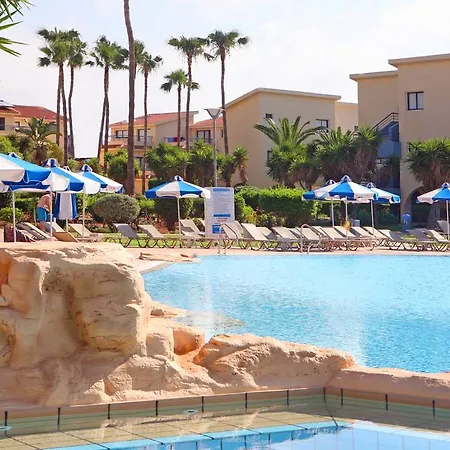 Makronisos Village 4* Ajía Nápa