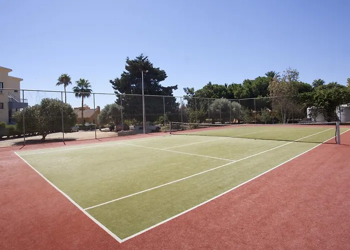 Makronisos Village Lägenhetshotell Ayia Napa