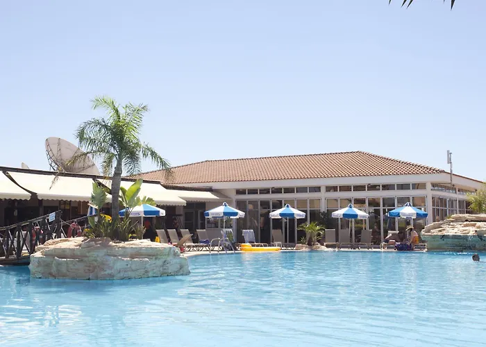 Lägenhetshotell Makronisos Village Ayia Napa