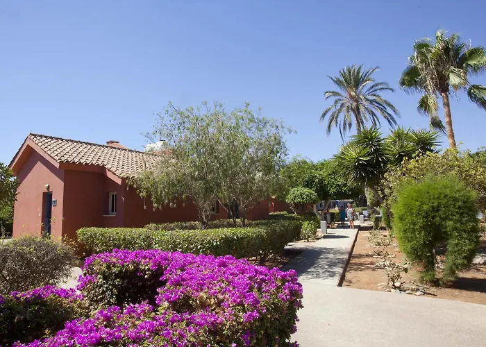 Makronisos Village 4*