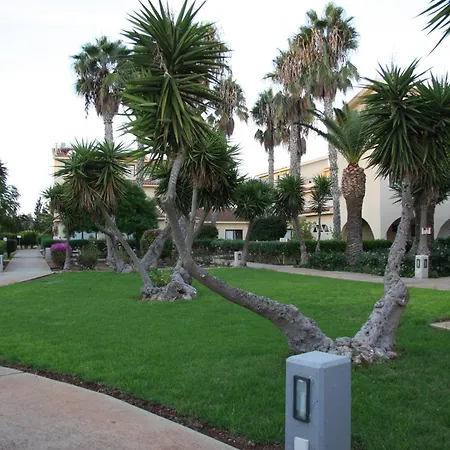 Makronisos Holiday Village