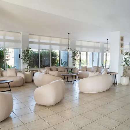 Makronisos Holiday Village Aparthotel Ayia Napa