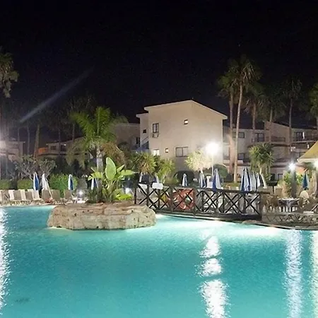 Makronisos Holiday Village 4*
