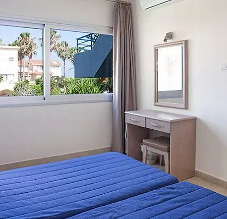 Hotel de apartamente Makronisos Village