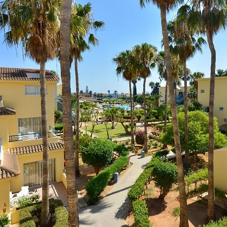 Makronisos Holiday Village 4* Ajía Nápa