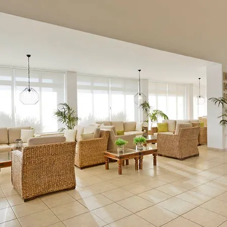 Makronisos Village 4* איה נאפה