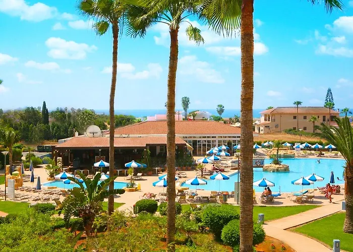 Makronisos Village Lägenhetshotell Ayia Napa